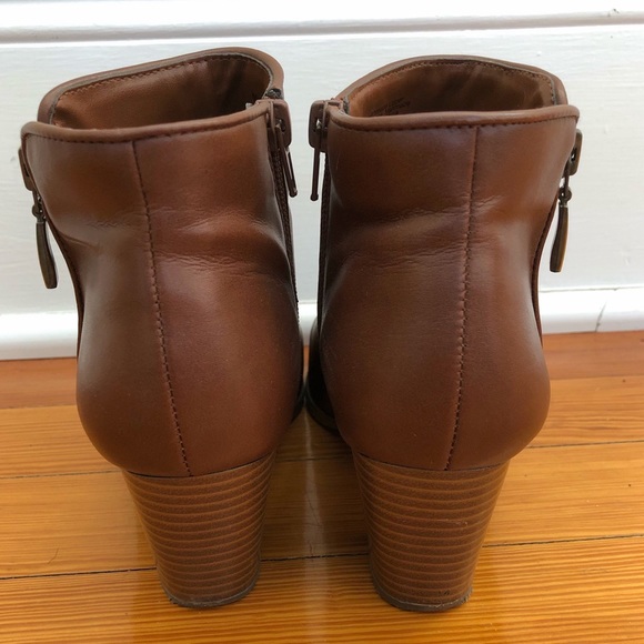 Style & Co Brown Leather Booties - Picture 3 of 6